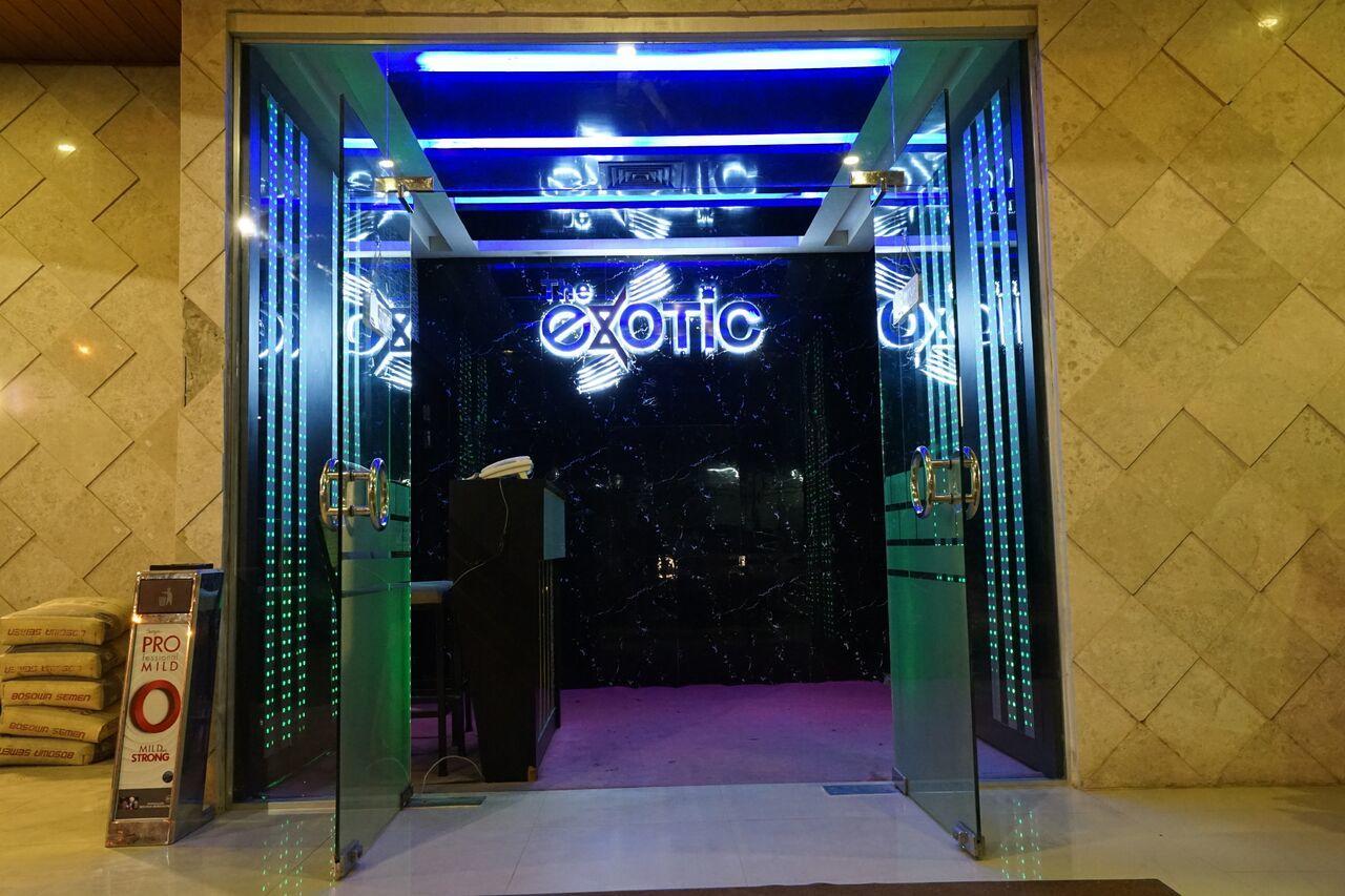 The L Hotel Entertainment Batam Luaran gambar